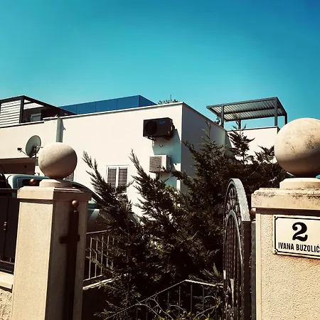 Casa Di Lavanda * חוואר
