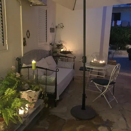 Casa Di Lavanda * חוואר